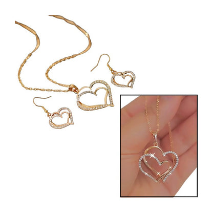 CONJUNTO CADENA Y ARETES DOBLE CORAZÓN DORADO INCRUSTACIONES LAVANDA