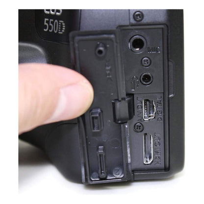 CUBIERTA TAPA COBERTOR GOMA CAUCHO CONEXIONES CANON 550D NEGRO